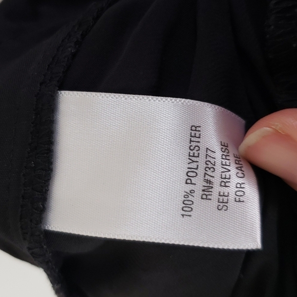 Apt 9 black jumpsuit, romper, cropped ankle, women's size 4 or Small - Picture 9 of 10